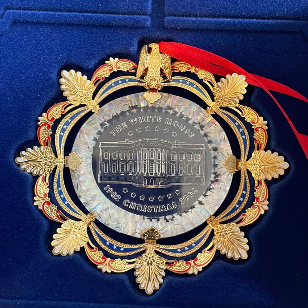 White House Christmas Ornament 2002